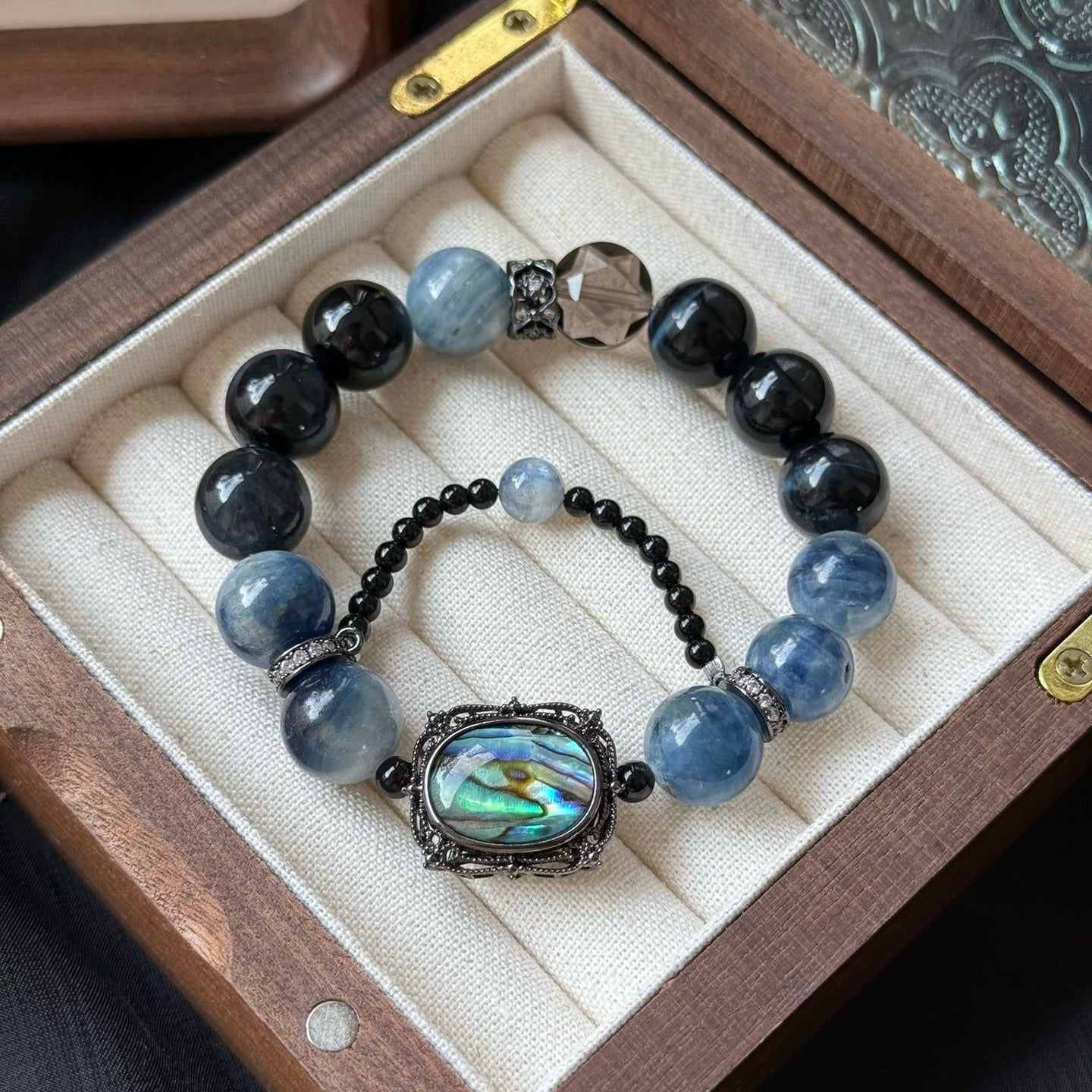 Blue Aventurine and Blue Tiger's Eye Bracelet with Abalone Shell